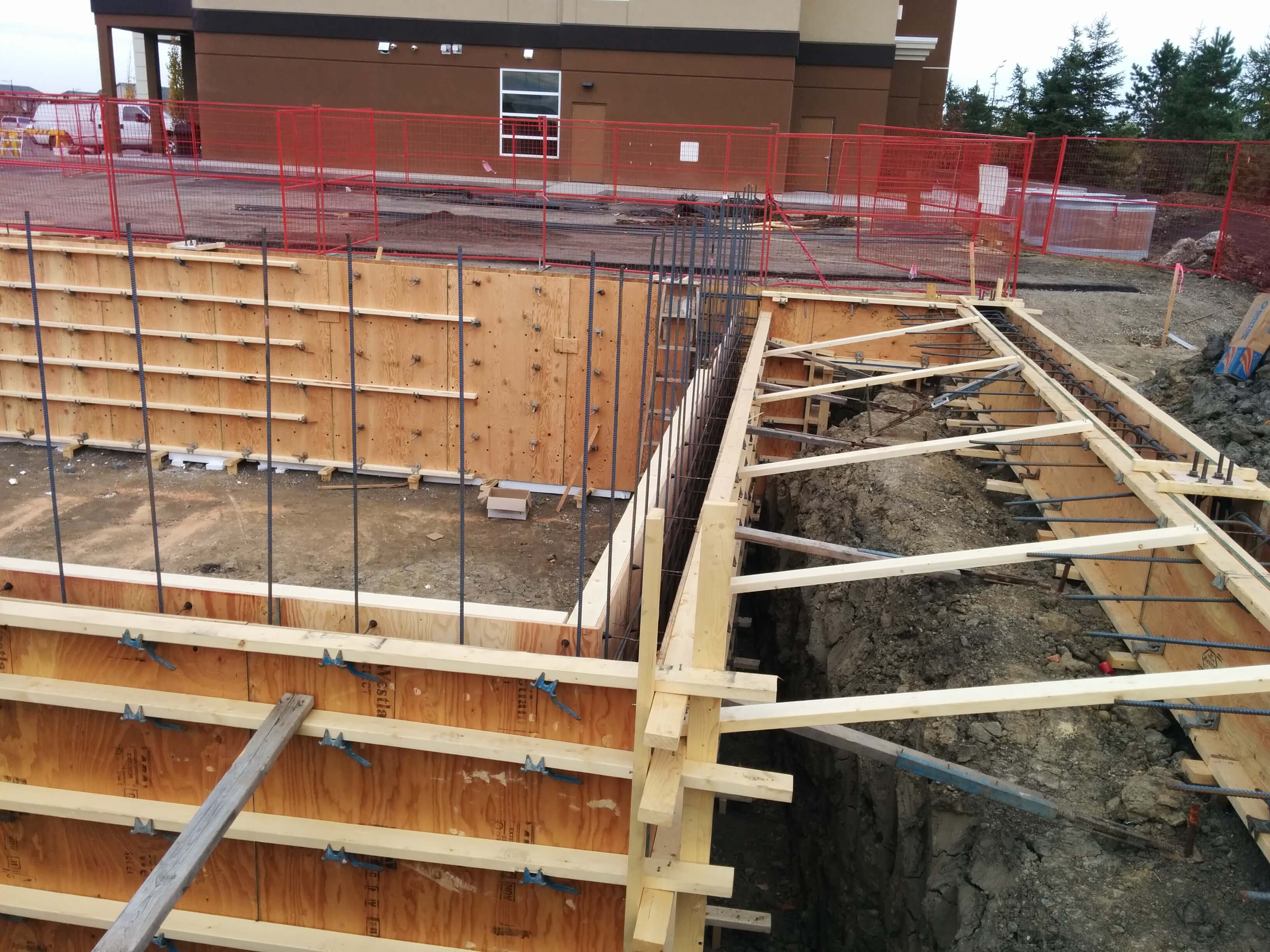 antic design stony plain gymnasium 4